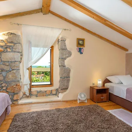 Ferienhaus In Krk With Outdoor Swimming Pool Garica