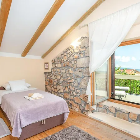 Prázdninový dům Ala *